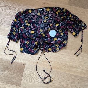 New! Tularosa xsmall 3/4 ruched, floral top